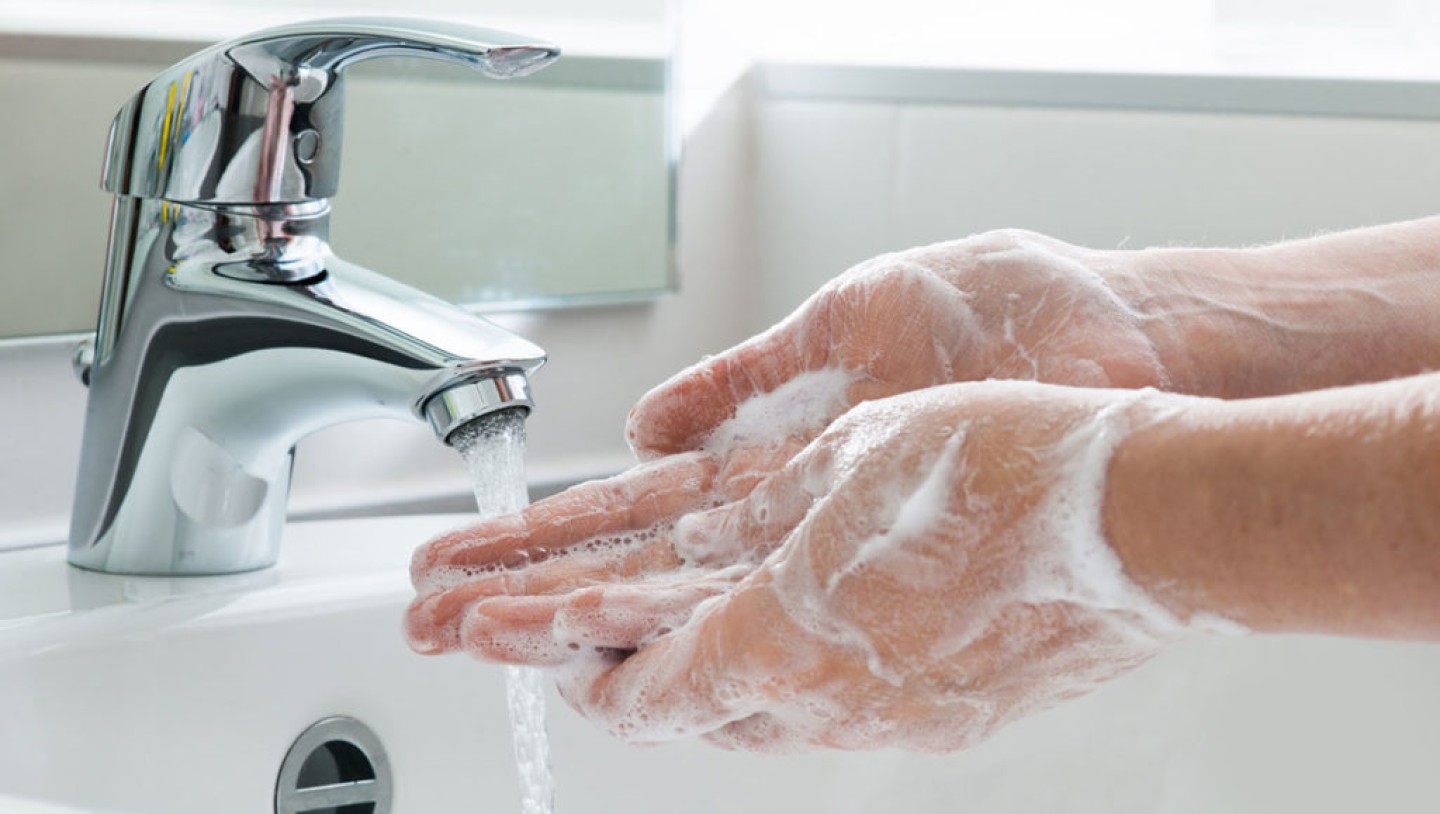 washing-hands-1024x579